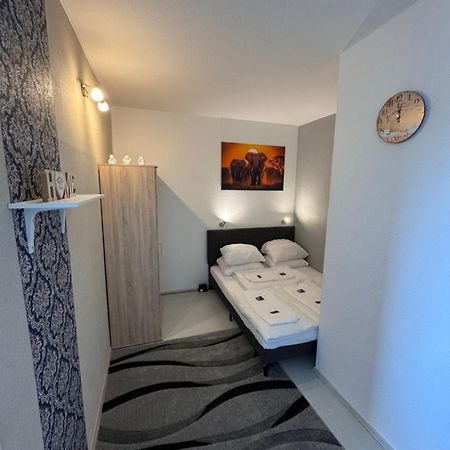 Hubert Apartment Berlin Exterior foto